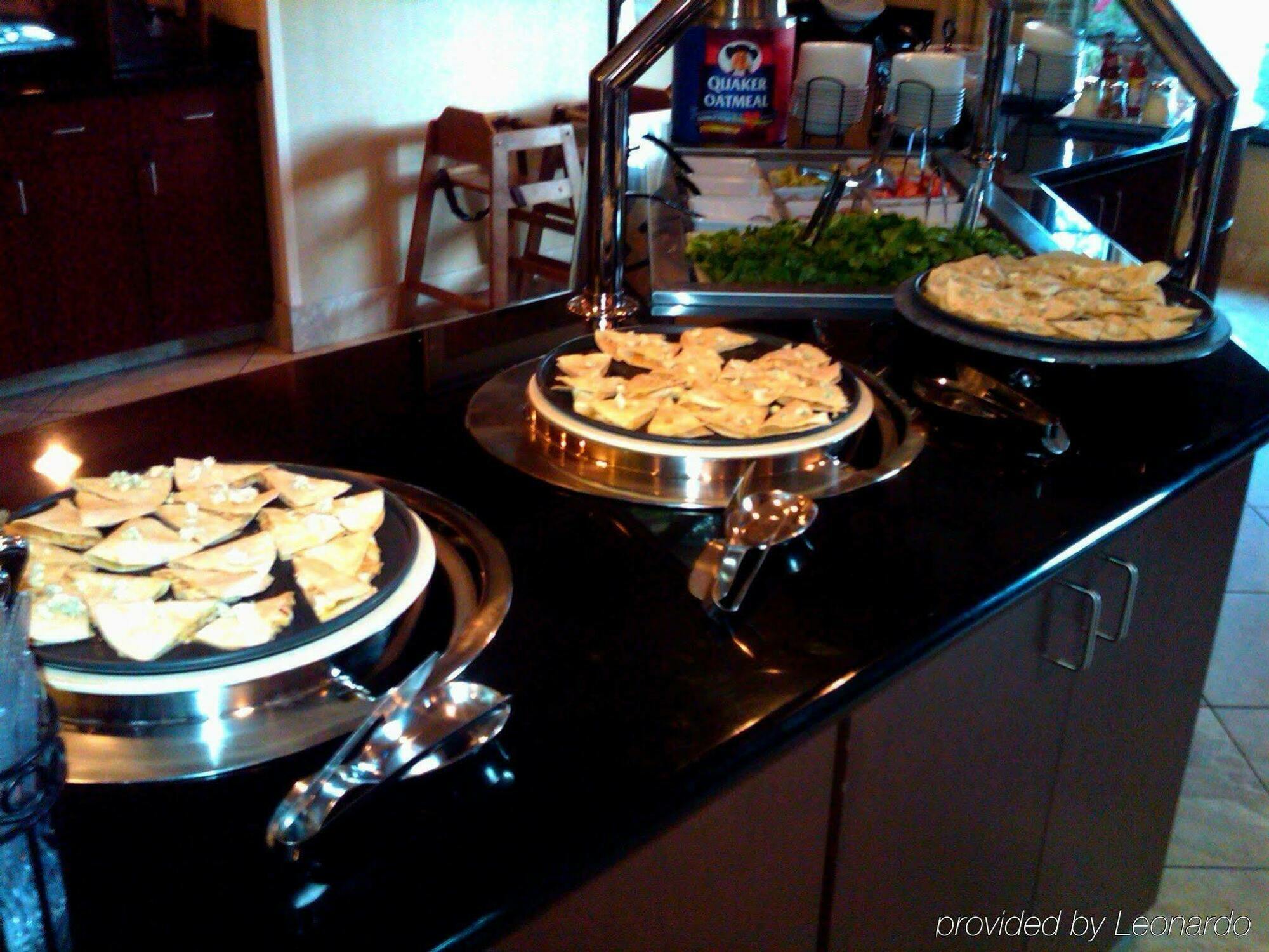 Homewood Suites By Hilton Montgomery Eastchase Restoran gambar